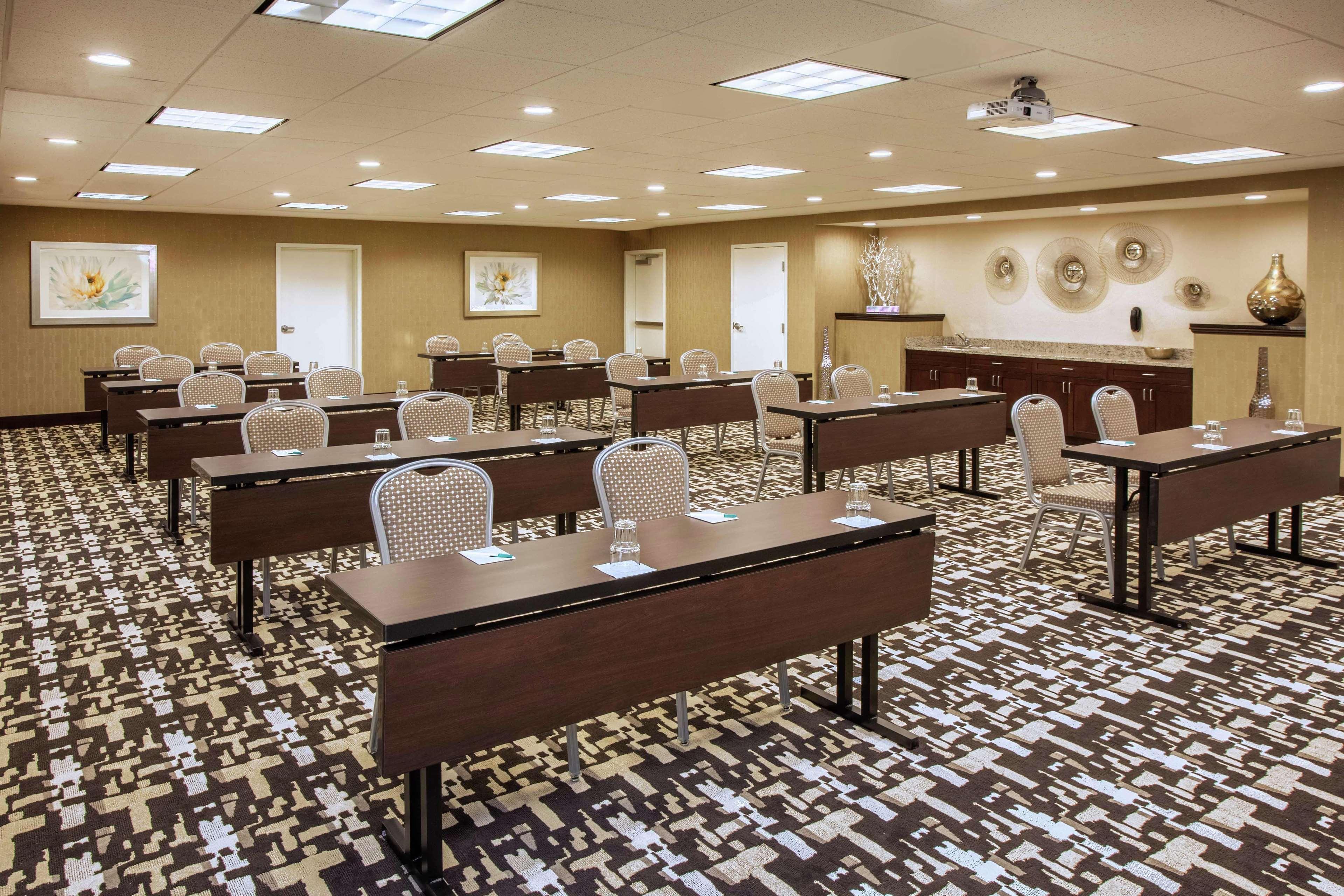Homewood Suites By Hilton Munster Exteriör bild