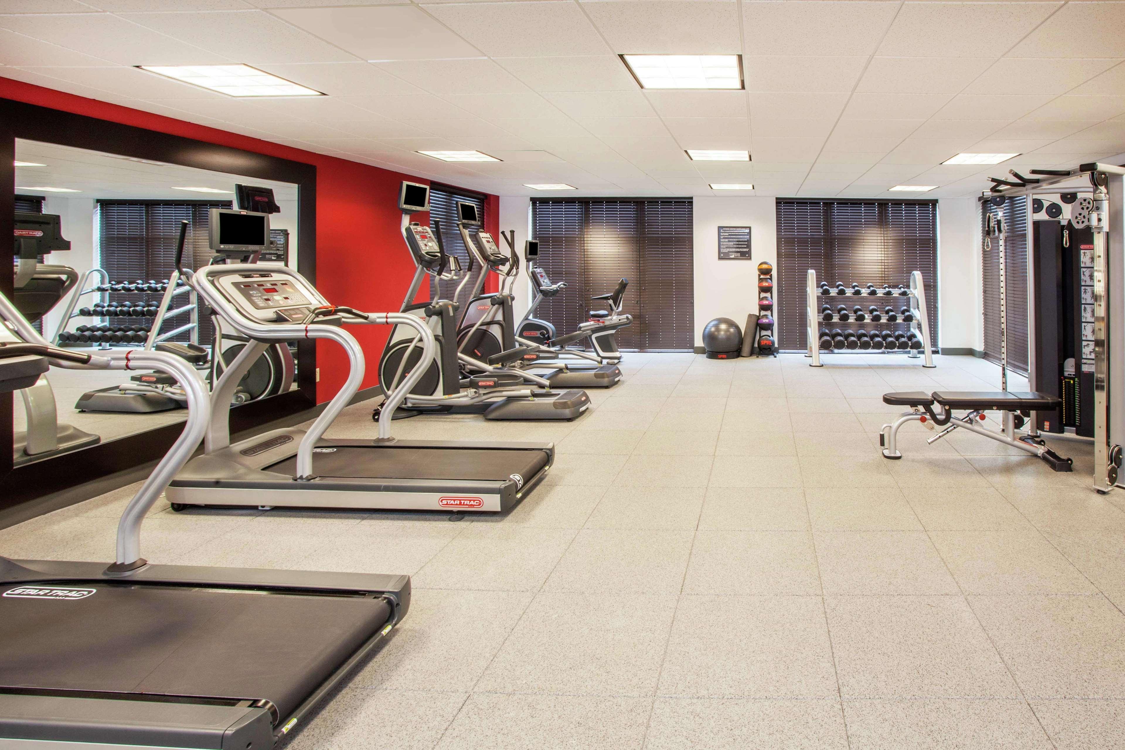 Homewood Suites By Hilton Munster Exteriör bild